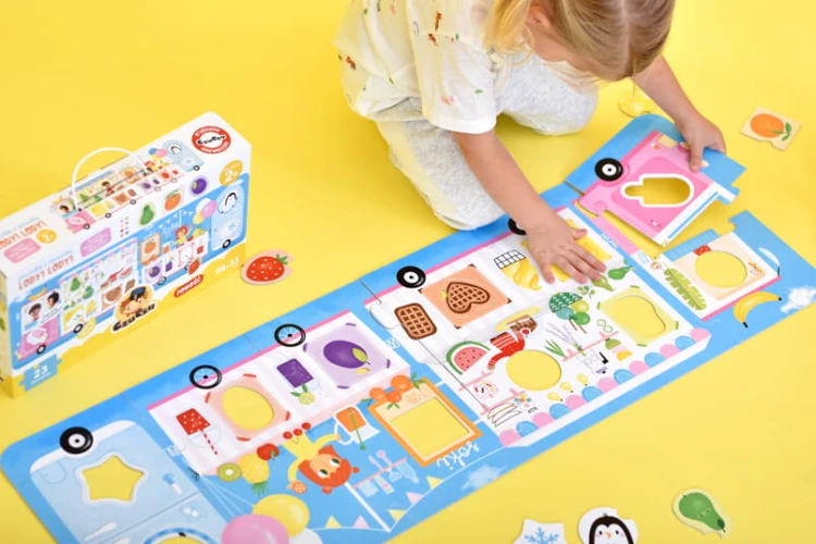 CzuCzu-Puzzle-z-dziurka-Lody-Lody.jpg