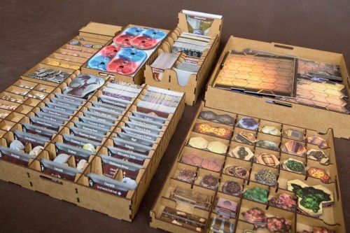 Insert pasujący do gry Gloomhaven z HDF-u + napisy PL